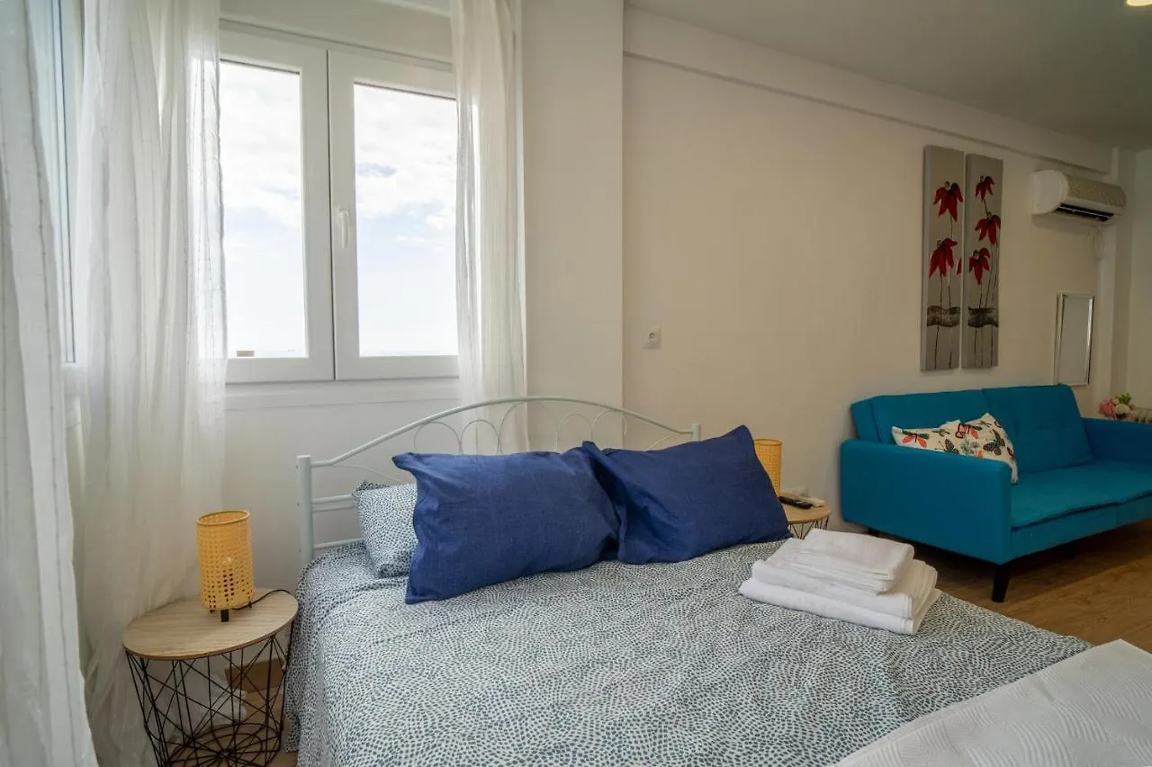 Apt. P/3 10' From The Beach W/Wifi In Torremolinos Spanien
